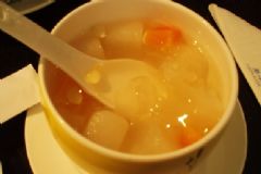 梨子熬水喝有什么好處？梨子熬冰糖的功效[多圖]