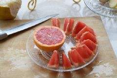 柚子對(duì)身體的好處？吃柚子有哪些好處？[多圖]