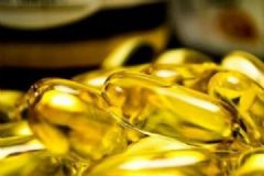 寶寶吃魚肝油有哪些好處？寶寶吃魚肝油要注意些什么？[圖]