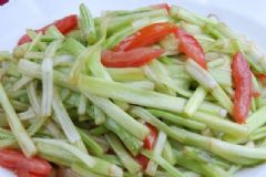 芹菜對(duì)皮膚好嗎？吃芹菜能護(hù)膚嗎？[多圖]