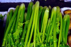 芹菜生吃可以嗎？芹菜是生吃還是熟吃好？[多圖]