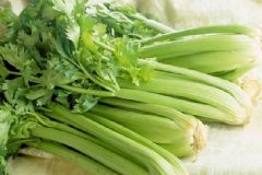 芹菜屬于熱性還是涼性？吃芹菜要注意什么？[多圖]