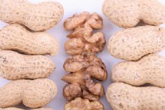 花生和核桃能治白發(fā)嗎？花生和核桃治白發(fā)有用嗎？[多圖]