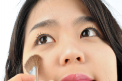 不同臉型如何畫腮紅？不同臉型腮紅的畫法[圖]