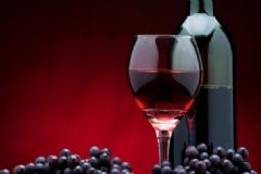 如何利用紅酒減肥？怎樣制作紅酒減肥餐？[圖]