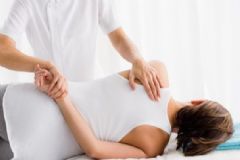 女性如何按摩幫助身體排毒？能夠幫助女性排毒的穴位有哪些？[圖]
