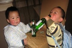 青少年喝酒的壞處？青少年喝酒會長不高嗎？[多圖]