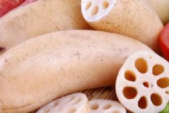 藕里面發(fā)黑能吃嗎？藕發(fā)黑了還能吃嗎？[多圖]