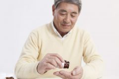 老年人服藥要注意些什么？老年人吃藥的禁忌有哪些？[圖]