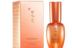 秋冬有哪些護(hù)膚品是必備的？有哪些好用的保濕化妝水？[圖]