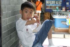 10歲男孩考第一嫌爸媽沒錢，現(xiàn)在的孩子為什么這么自私？[多圖]