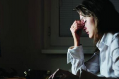 女性熬夜的壞處有哪些？女性熬夜的危害有哪些？[圖]