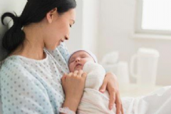 女人哺乳期能燙頭發(fā)？哺乳期能不能燙頭發(fā)嗎？[圖]