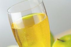 蘋(píng)果醋外用有什么功效？蘋(píng)果醋能美白肌膚嗎？[圖]