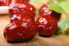 女人氣血不足要多吃什么食物？哪些食物女人吃了能補(bǔ)氣血？[圖]