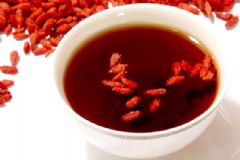 春季養(yǎng)生潤(rùn)膚喝什么湯好？春季潤(rùn)膚養(yǎng)生湯有哪些？[圖]
