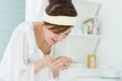 用鹽水洗鼻子有什么好處？怎么用鹽水清潔鼻子？[圖]