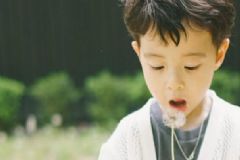 怎樣判斷寶寶是暑熱而非感冒？寶寶暑熱的主要癥狀有哪些[圖]