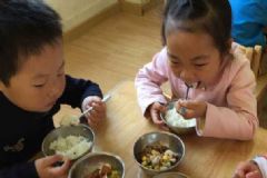 幼兒輔食添加注意事項(xiàng)有哪些？怎樣合理地給幼兒添加輔食[圖]