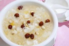 更年期潮熱出汗如何食療？更年期潮熱出汗食療的方法？[圖]