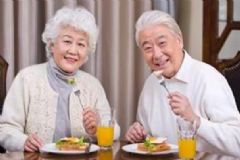 老人如何按排早餐？老人吃早餐的原則有哪些？[圖]