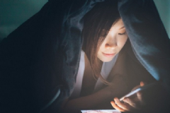 女性熬夜會有什么危害？女性熬夜的危害是什么？[圖]