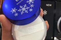 雪肌精純白蜜粉多少錢？雪肌精純白蜜粉價(jià)格[圖]