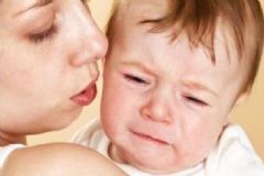 寶寶嗓子腫痛怎么辦？為什么寶寶嗓子腫痛？[圖]