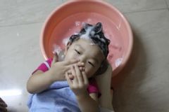 兒童可以用護(hù)發(fā)素嗎？怎么護(hù)理孩子的頭發(fā)？[圖]