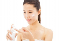 女性晚霜可以當日霜使用嗎？女性晚霜能當日霜使用嗎？[多圖]