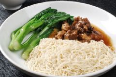 少吃一餐能夠減肥瘦身嗎？養(yǎng)成怎樣的飲食習慣能減肥？[圖]