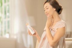 準(zhǔn)媽媽冬季護(hù)膚有哪些小技巧？孕婦該如何護(hù)理肌膚？[圖]