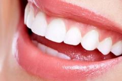 孕婦易牙齦出血的原因有哪些？孕婦牙齦出血能用消炎牙膏嗎？[圖]