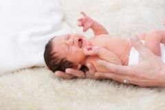 什么是新生兒睡覺時(shí)抽搐？新生兒睡覺時(shí)抽搐該怎么辦？[圖]