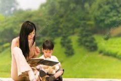 孩子老愛插嘴應(yīng)該怎么辦？正確教育孩子的方法有哪些？[圖]