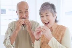 老人高血壓吃什么食物好？緩解老年人高血壓的飲食[圖]