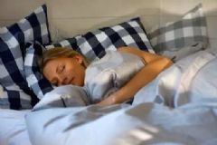 長期睡眠不足頭疼怎么辦？長期入睡困難怎么辦？[圖]
