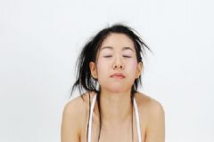 青春期女生長(zhǎng)胡子了怎么辦？青春期女生為什么會(huì)長(zhǎng)胡子？[圖]