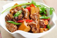 夏季清熱祛濕營養(yǎng)秘籍有哪些？夏季喝百合綠豆湯好嗎？[圖]