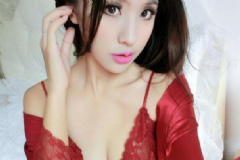乳房一大一小是什么樣的體驗(yàn)？女生胸部怎么一大一?。縖圖]