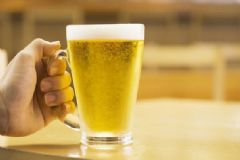 男人喝什么飲料會傷害精子？哪些飲料會殺精？[圖]