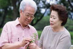 夏季老人要注意哪些飲食原則?老人的長壽秘訣是什么？[圖]