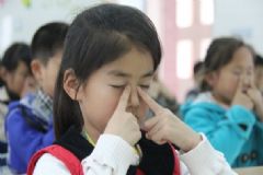 眼保健操能讓眼睛的度數(shù)變低嗎？眼保健操只能預防近視嗎？[圖]