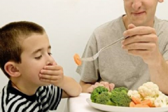 孩子不愛吃蔬菜怎么辦？如何讓寶寶愛上蔬菜？[圖]
