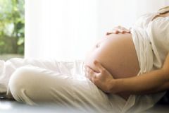 孕婦痔瘡為什么會(huì)脫出？孕婦痔瘡脫出怎么治療？[圖]