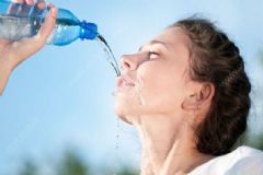 夏日飲水有哪些禁忌？夏季怎樣才能健康喝水？[圖]