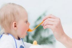 八個月寶寶輔食吃多少？給寶寶添輔食有哪些注意事項？[圖]