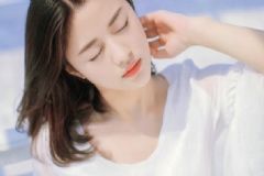 經(jīng)期胸部脹痛是什么原因？經(jīng)期胸部脹痛入乳腺增生嗎？[圖]