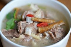 女性貧血怎么治療？什么食物補(bǔ)血最好？[圖]