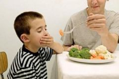 兒童挑食有哪些危害？兒童挑食該怎么辦？[圖]